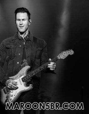 Credits to Carlos Maycotte and iHeartRadioMx
