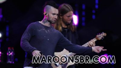 Adam-levine-Maroon-5-1024x576.jpg